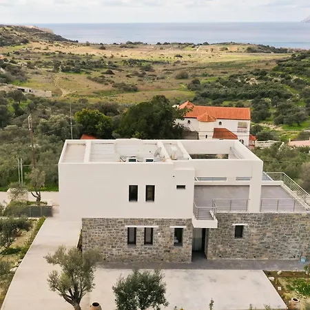 Villa Vista Komos 2, New Building